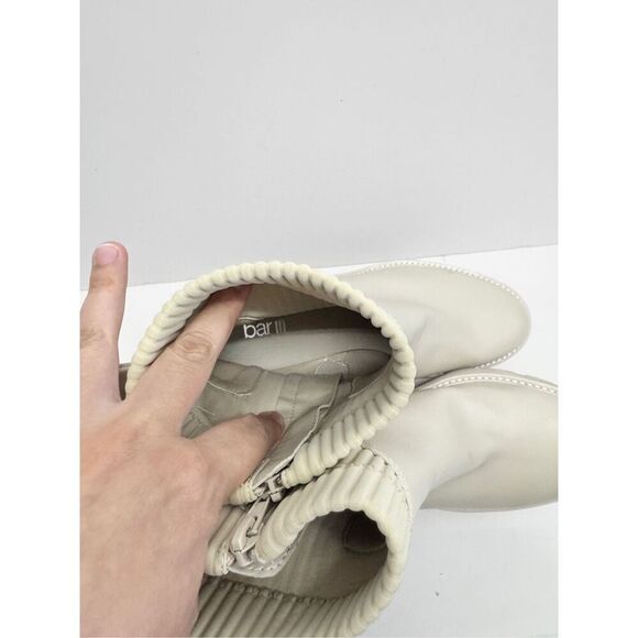 Bar III Boots Cream Chunky Heel Size 10 Womens Ribbed Ankle Booties Side Zip - Picture 6 of 9